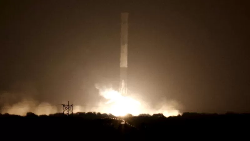 SpaceX aborta lançamento de foguete faltando 33 segundos para evitar destruição em massa
