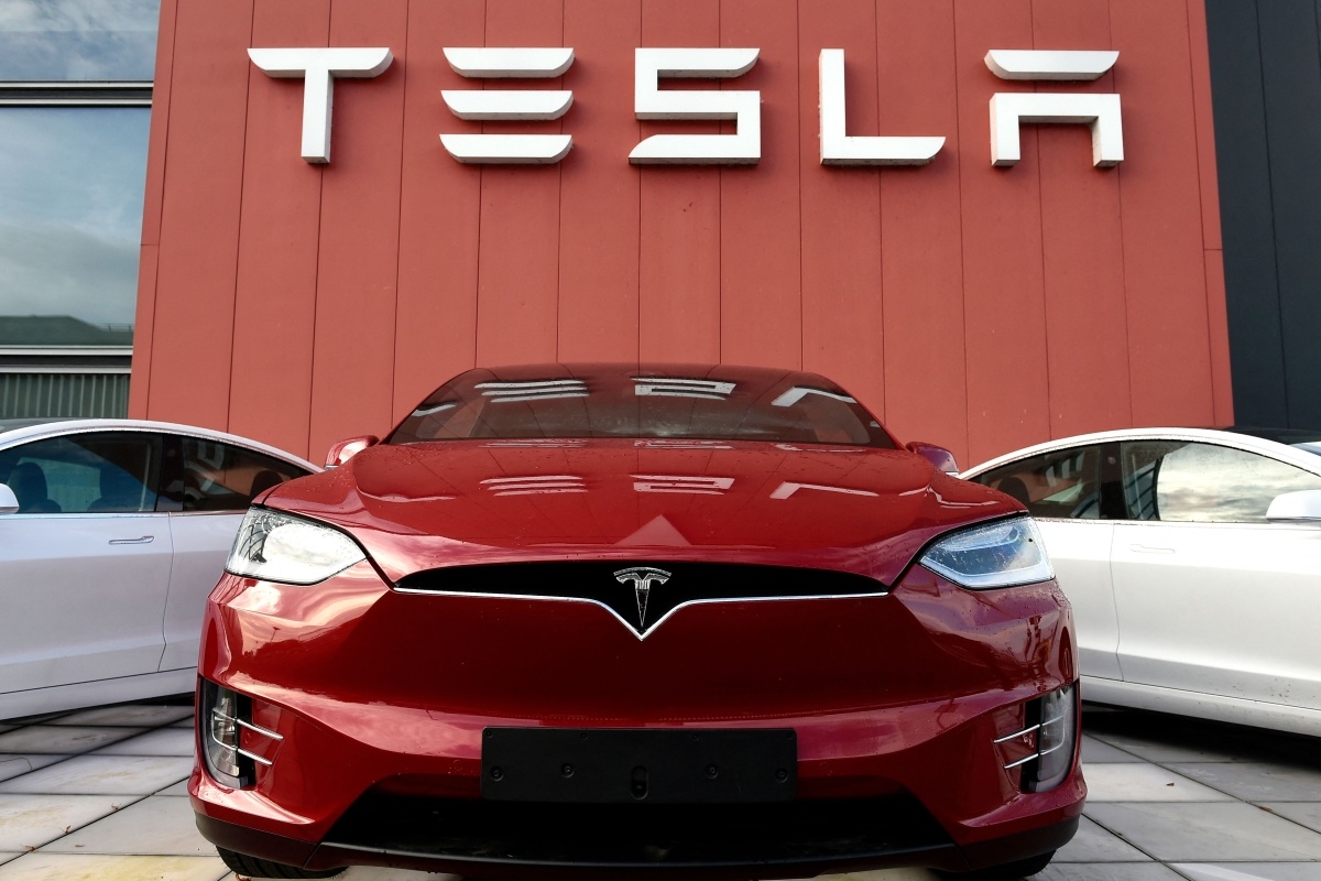 acesso a carros Tesla