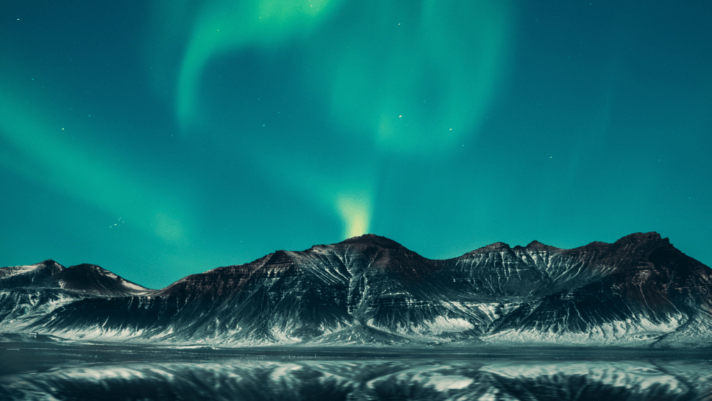Fenômeno da Aurora vista da terra (Imagem: Benjamin Suter/Unsplash)