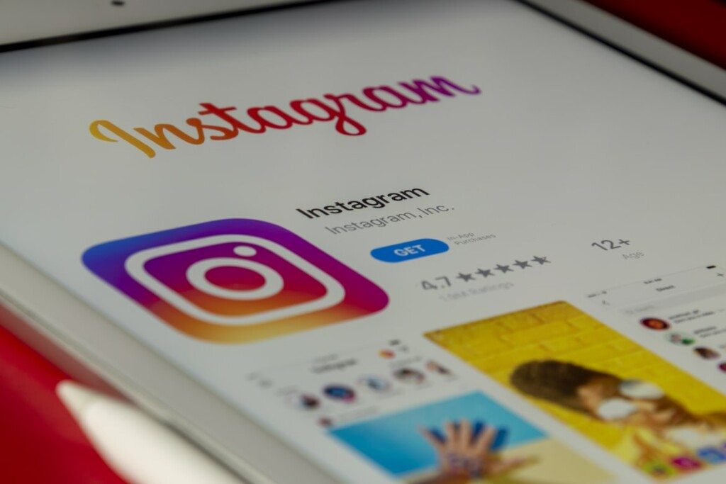 Instagram agora gera legendas para vídeos automaticamente