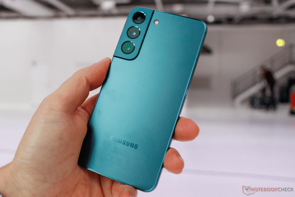 Android 13 no S22: primeiro celular da Samsung a receber o novo sistema operacional