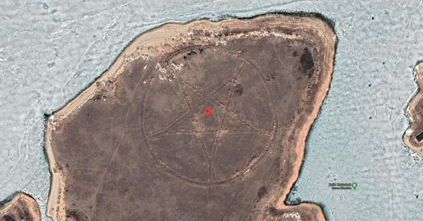 Imagens bizarras de pentagrama flagradas pelo Google Maps