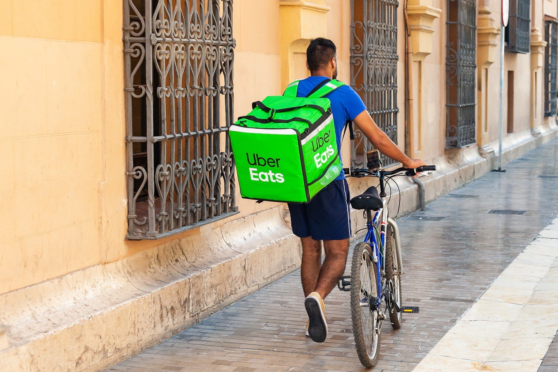 Uber Eats acabou! App deixa de funcionar no Brasil