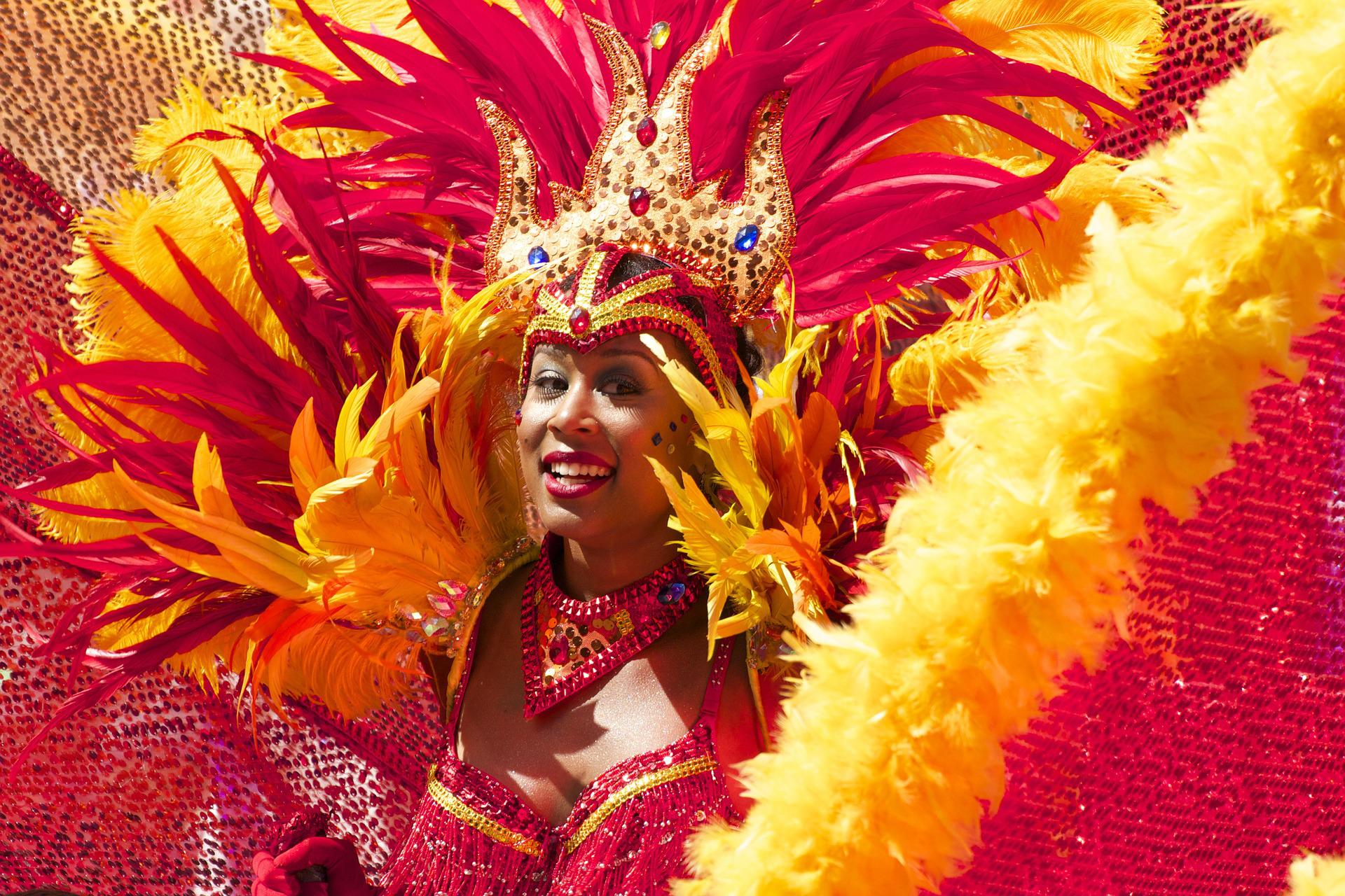 Onde assistir o Carnaval do Rio e de São Paulo ao vivo e online em 2022
