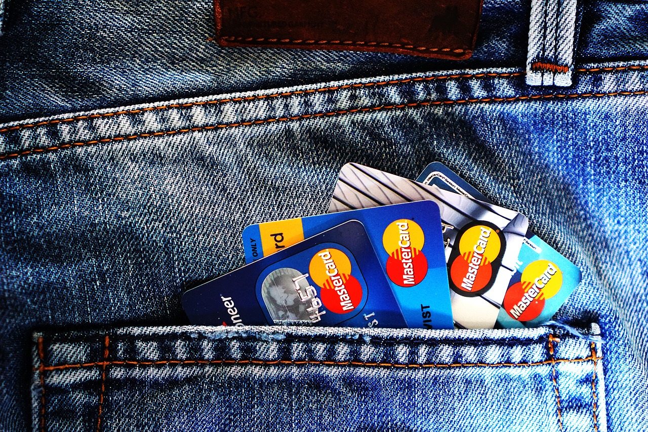 PIX “sufoca” uso do cartão de crédito no Brasil