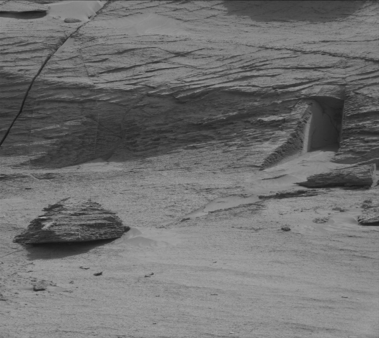 Caçadores de alienígenas descobrem algo surpreendente em Marte