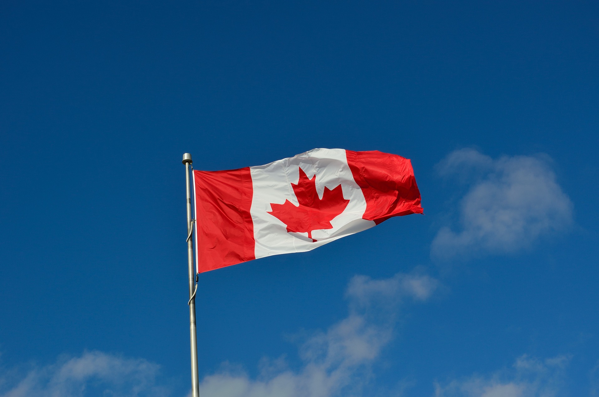 Duas grandes marcas foram proibidas de participar da rede 5G no Canadá
