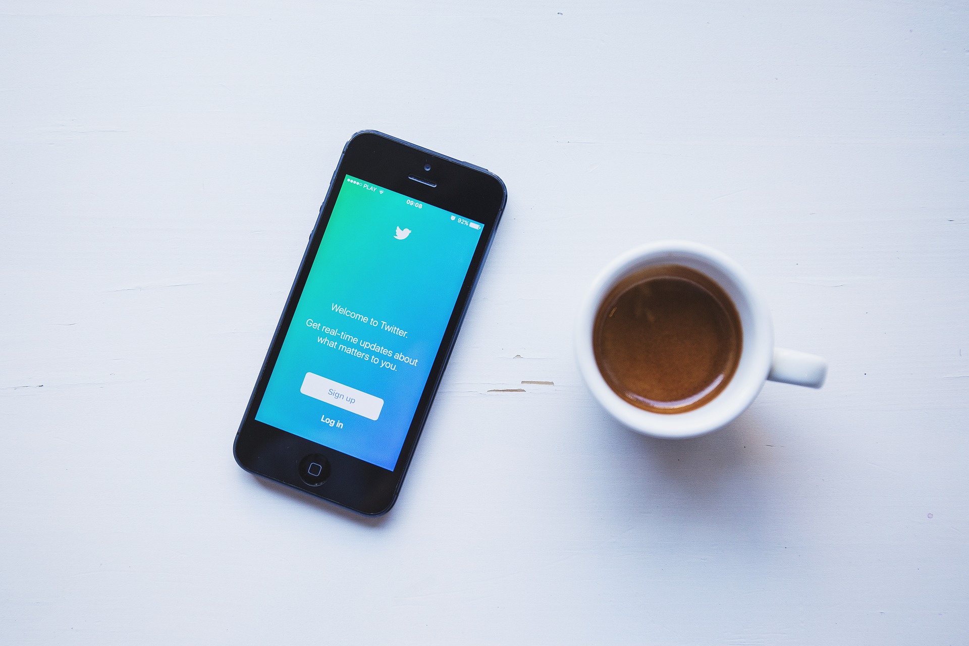 Twitter será pago? Usuários temem assinatura na rede social