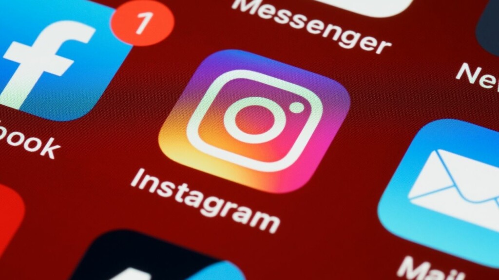 Como denunciar no Instagram [fazer denúncias contra perfis]