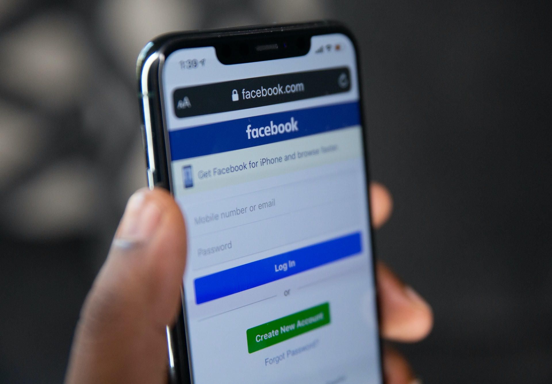 Usuários do Facebook são alertados sobre ataque hacker