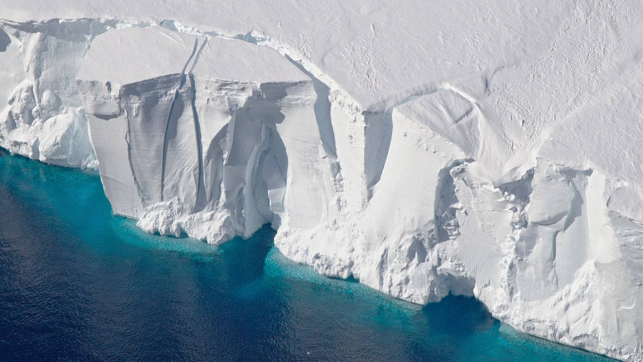 Estudos da NASA mostram perdas intrigantes na Antártida, precisamos nos preparar
