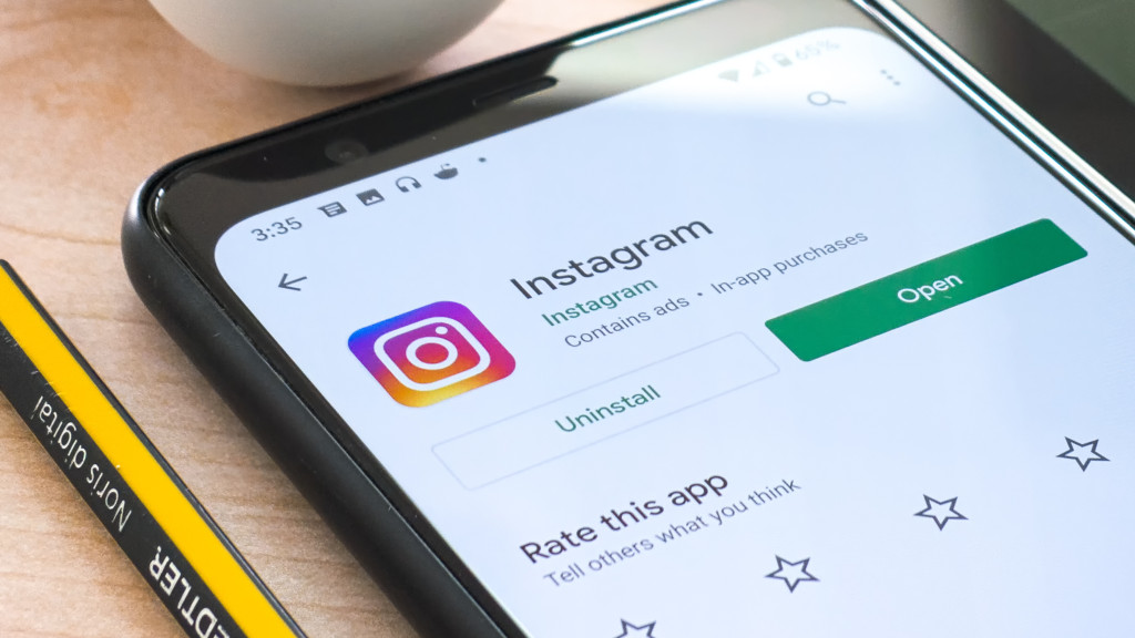 Instagram confirma a implementação de um botão para repostar conteúdo de terceiros