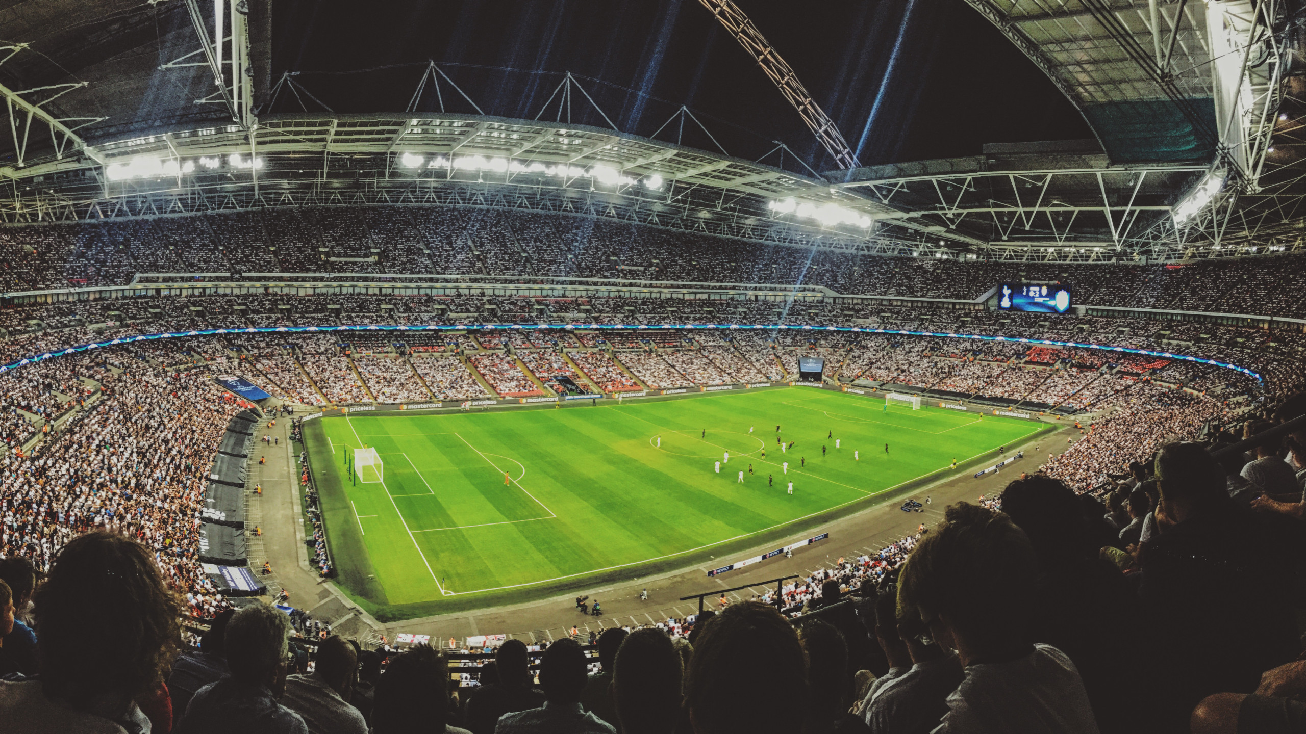 Google lança novidades para ajudar usuários a acompanhar a Copa do Mundo 2022 - Imagem: Mitch Rosen on Unsplash