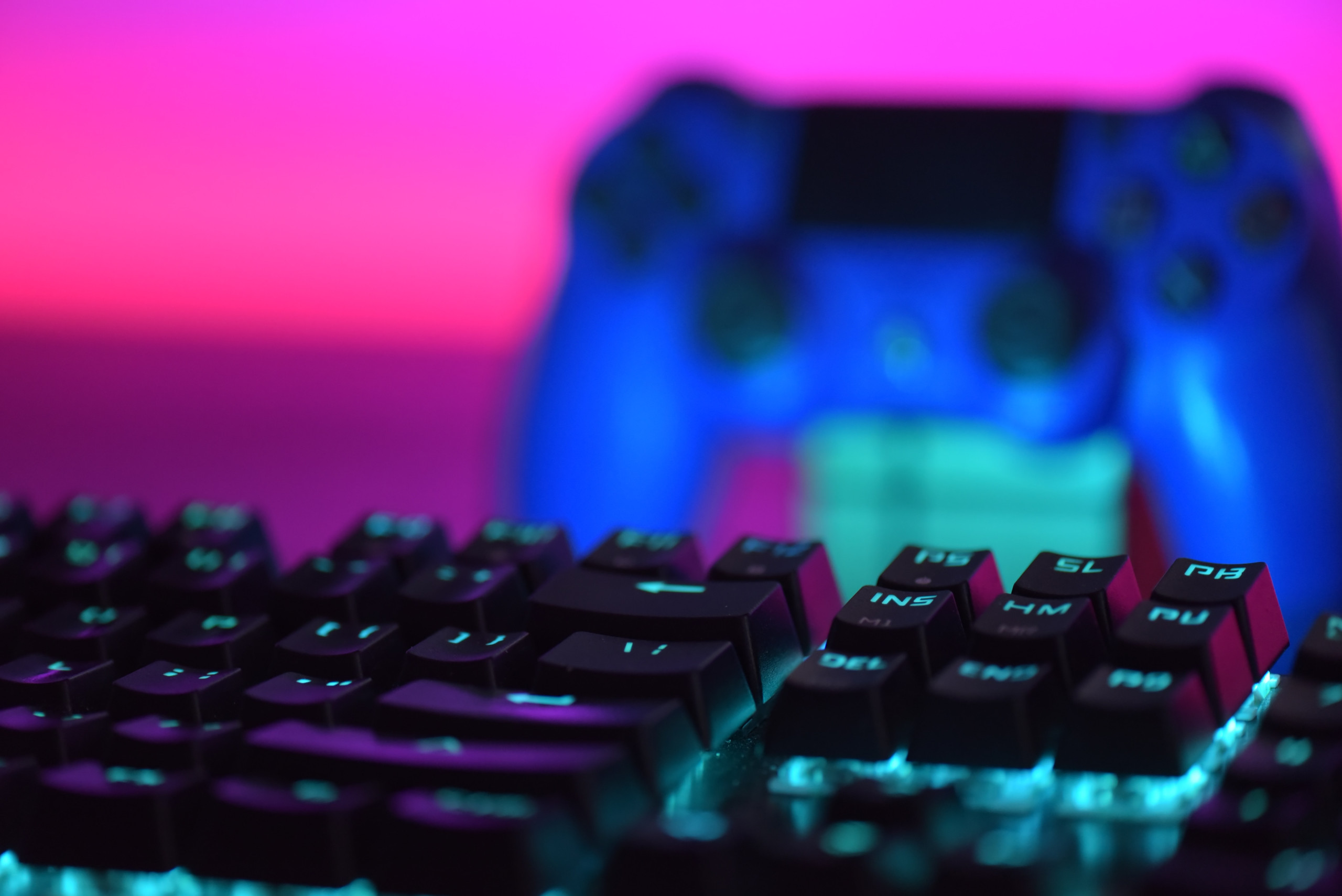 Na Black Friday: veja nossa LISTA de teclados gamer para você comprar