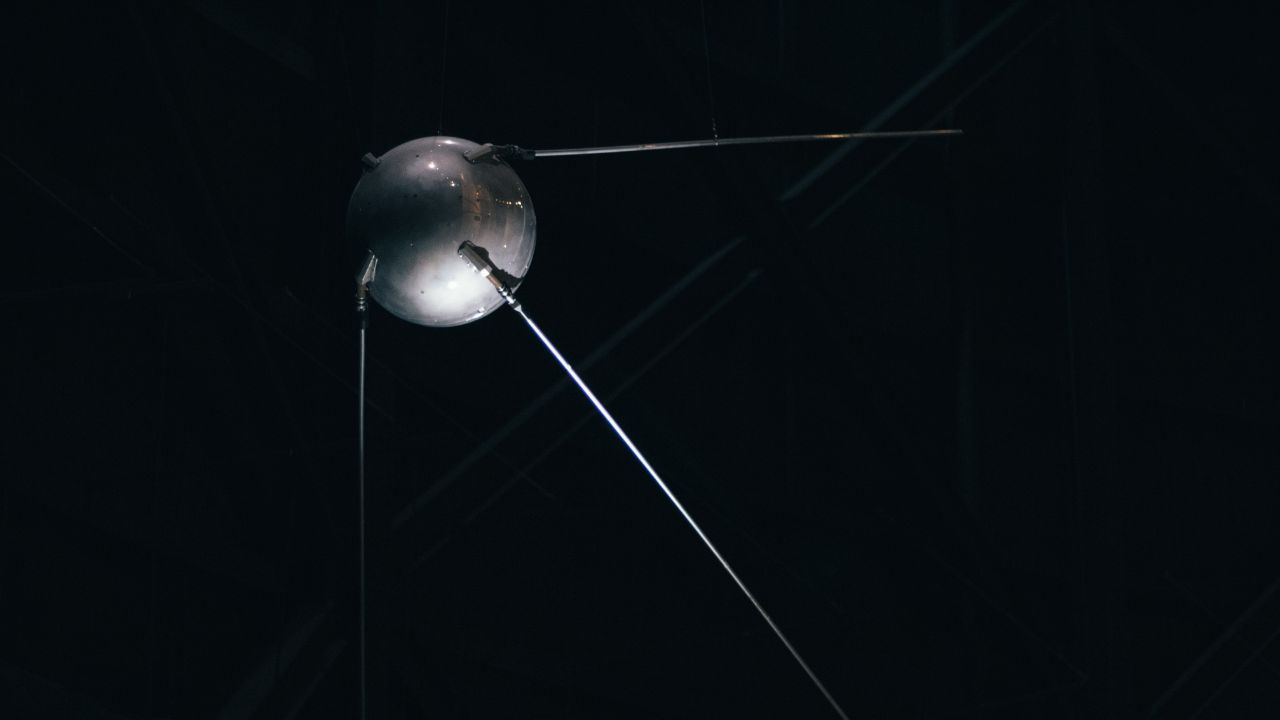 Réplica do satélite Sputnik