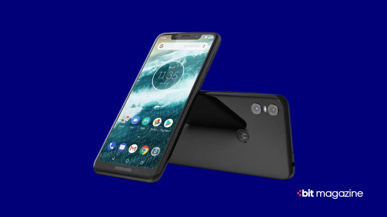 Motorola One