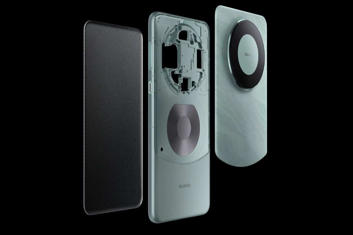 Imagem de divulgação de um aparelho Huawei P60 verde em três partes
