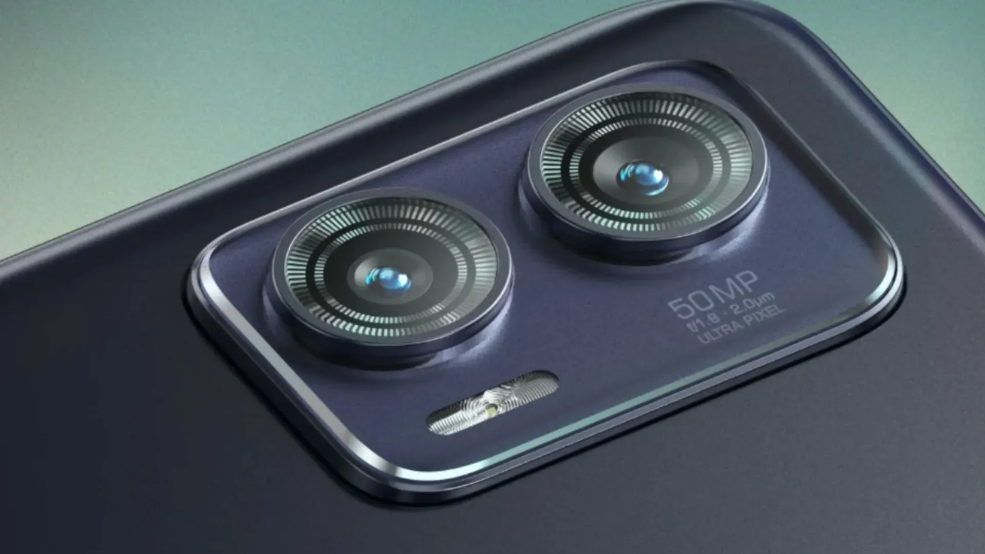 Câmeras do celular Moto G73 na cor preta