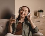 O Som da Nossa História: Frequências que Moldam Identidades